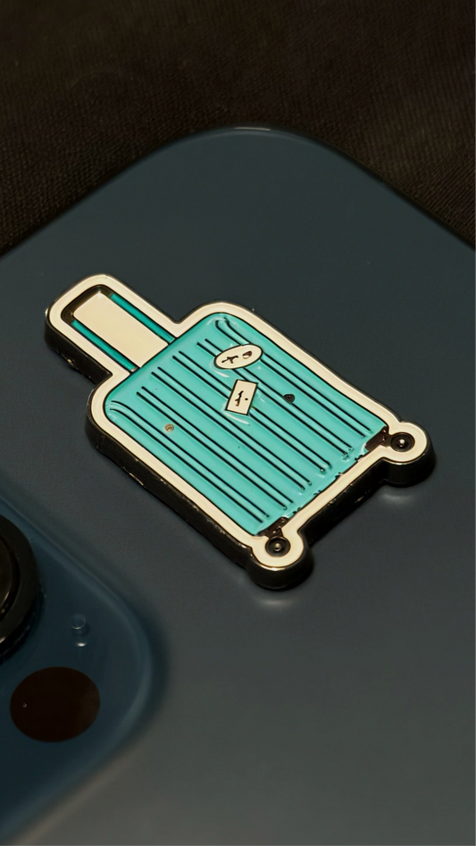 Suitcase 🧳 ￼